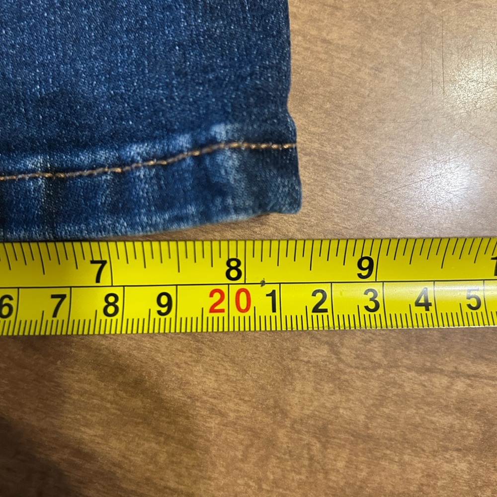 Free People High Rise Dark Wash Pull On Crop Flare Jeans 27
F - Picture 13 of 13